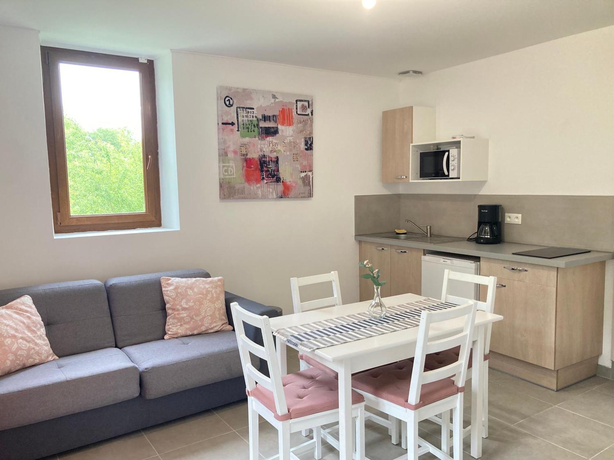Pavillon De L'Etang Apartment Chateauneuf-du-Rhone ภายนอก รูปภาพ